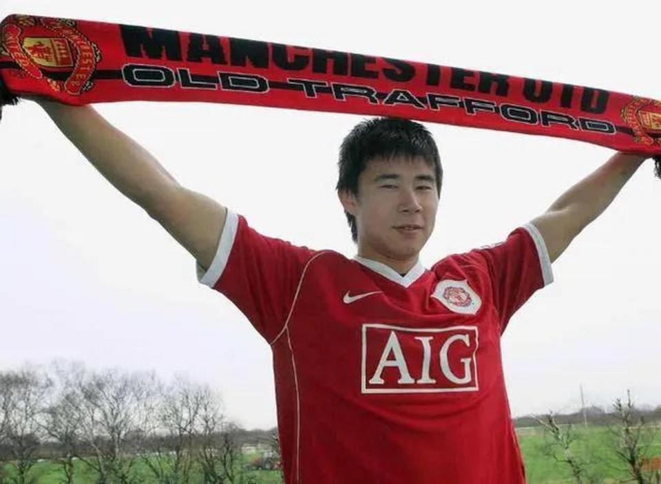 体育高清-40岁董方卓：我没踢出来？中国还有谁？全亚洲有几个去曼联的？