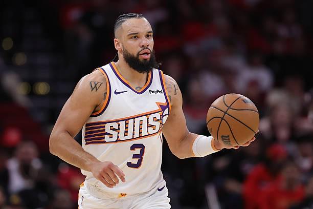 NBA直播-Shams：狄龙-布鲁克斯左手骨折，将无限期缺阵